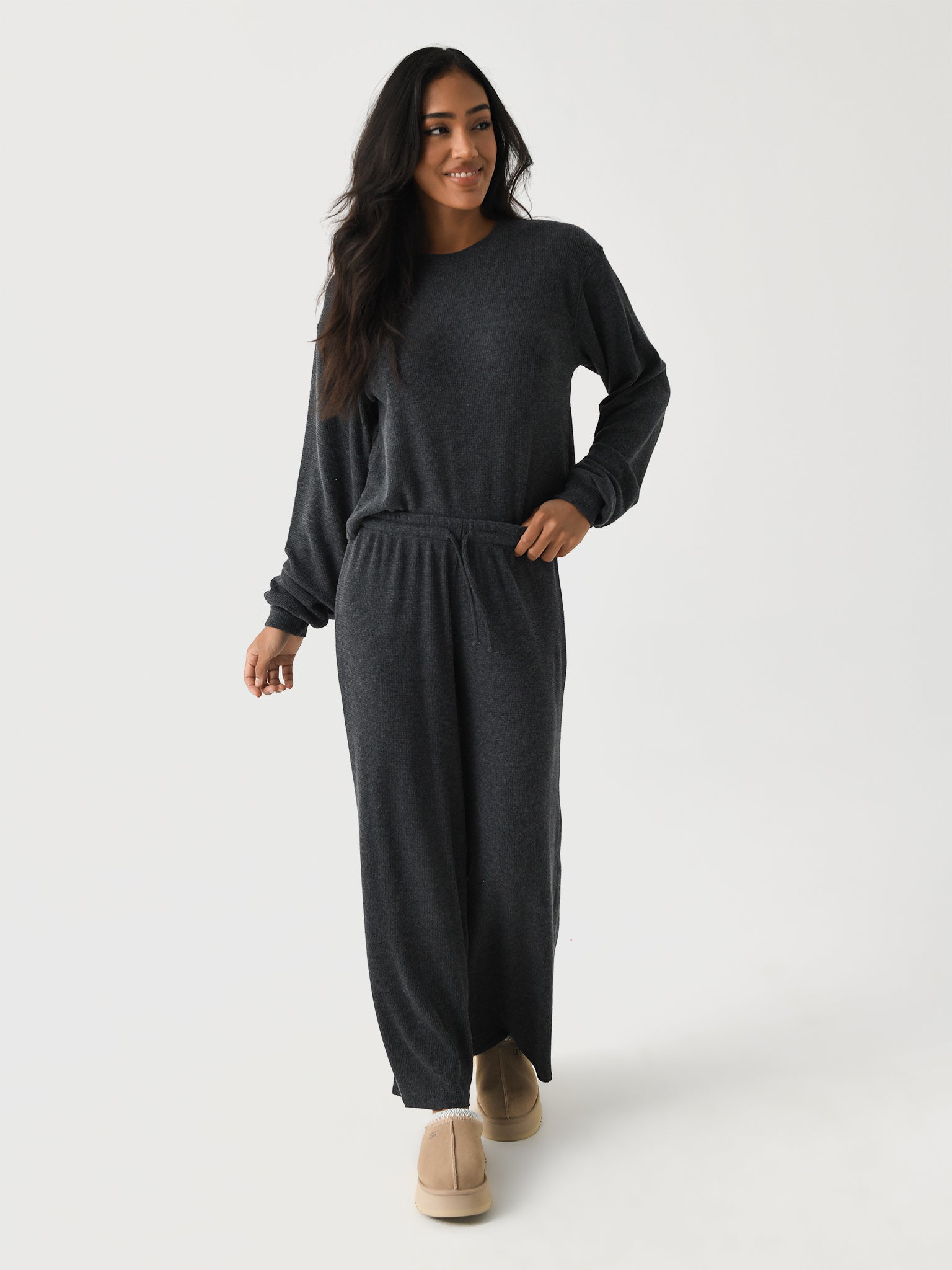 B73-cloverxVINTAGEBLACK-alt1