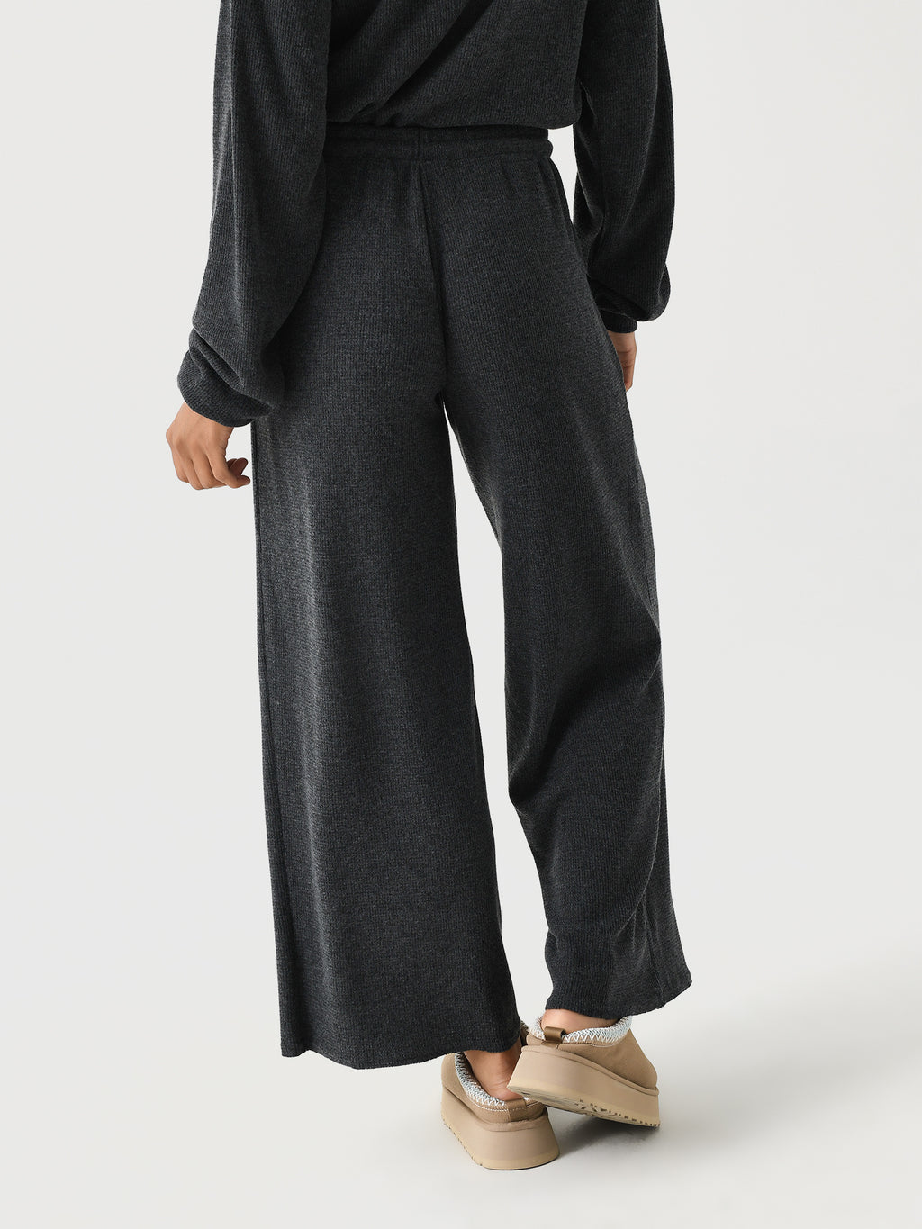 B73-cloverxVINTAGEBLACK-alt3