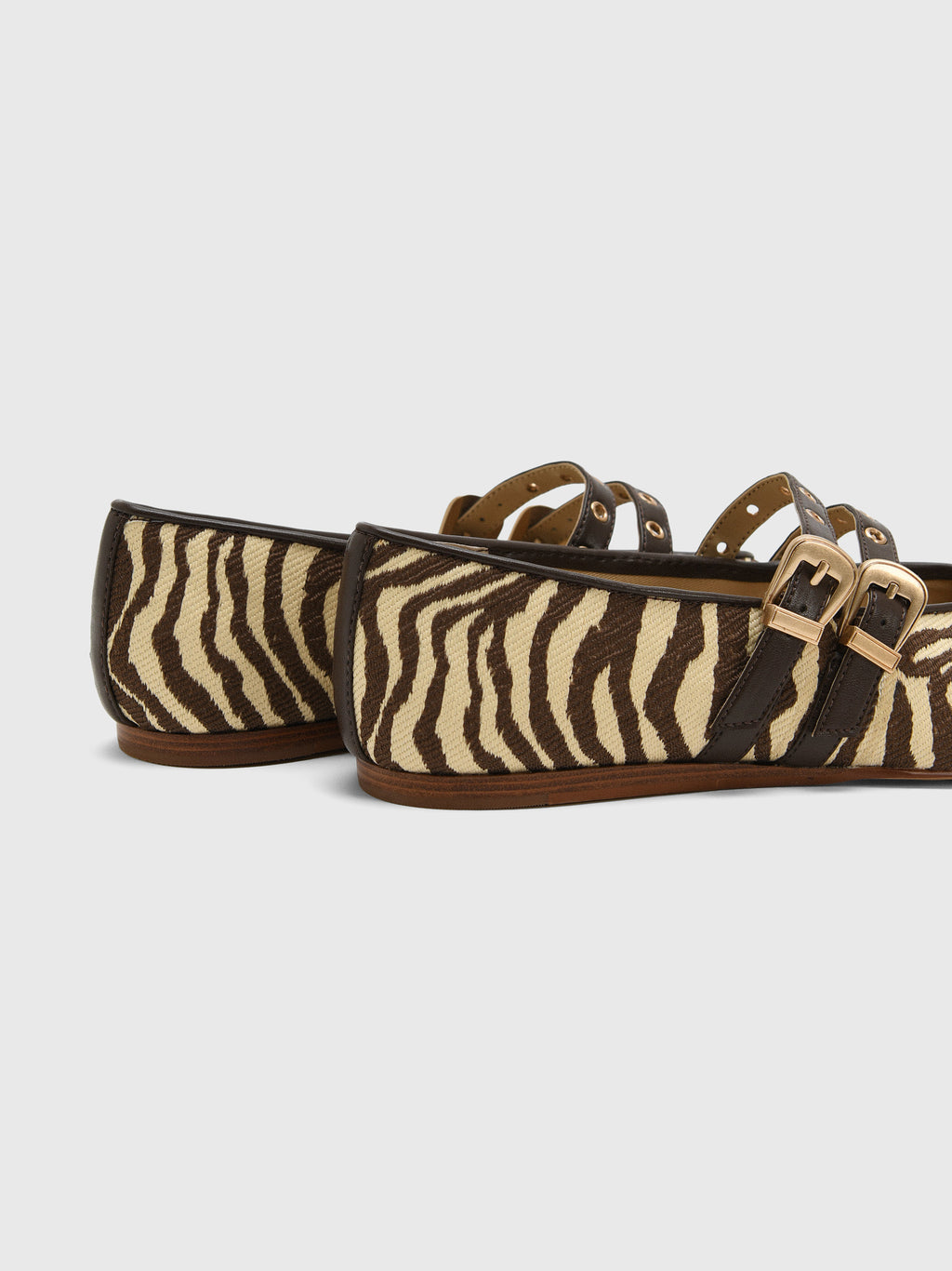 Dolce Vita Women's Baylee Grommet Ballet Flat