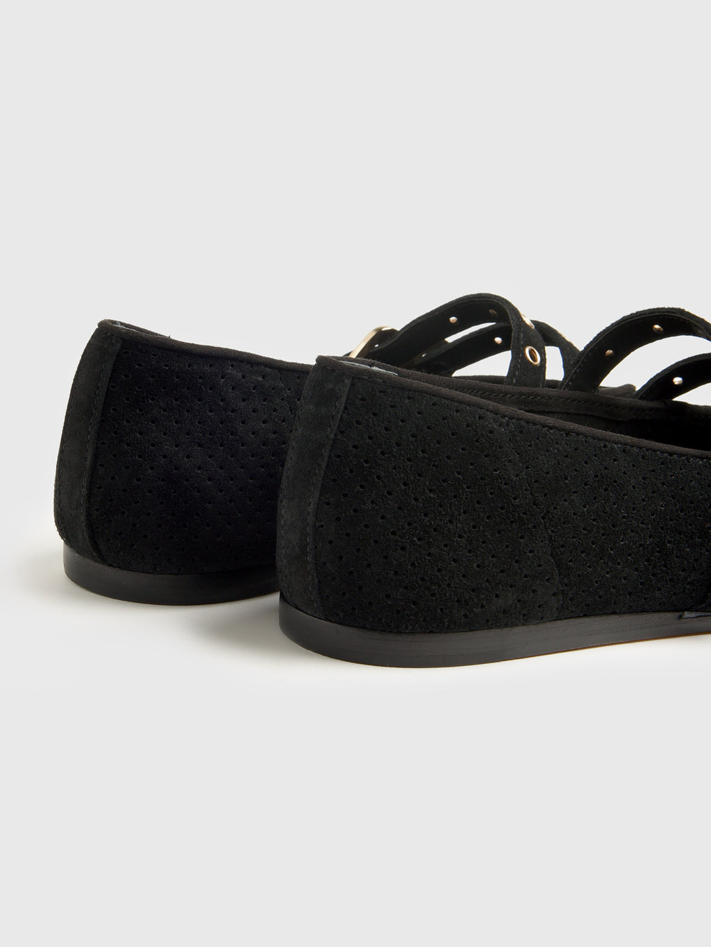 BAYLEE GROMMETxNEROPERFORATEDSUEDE-alt2