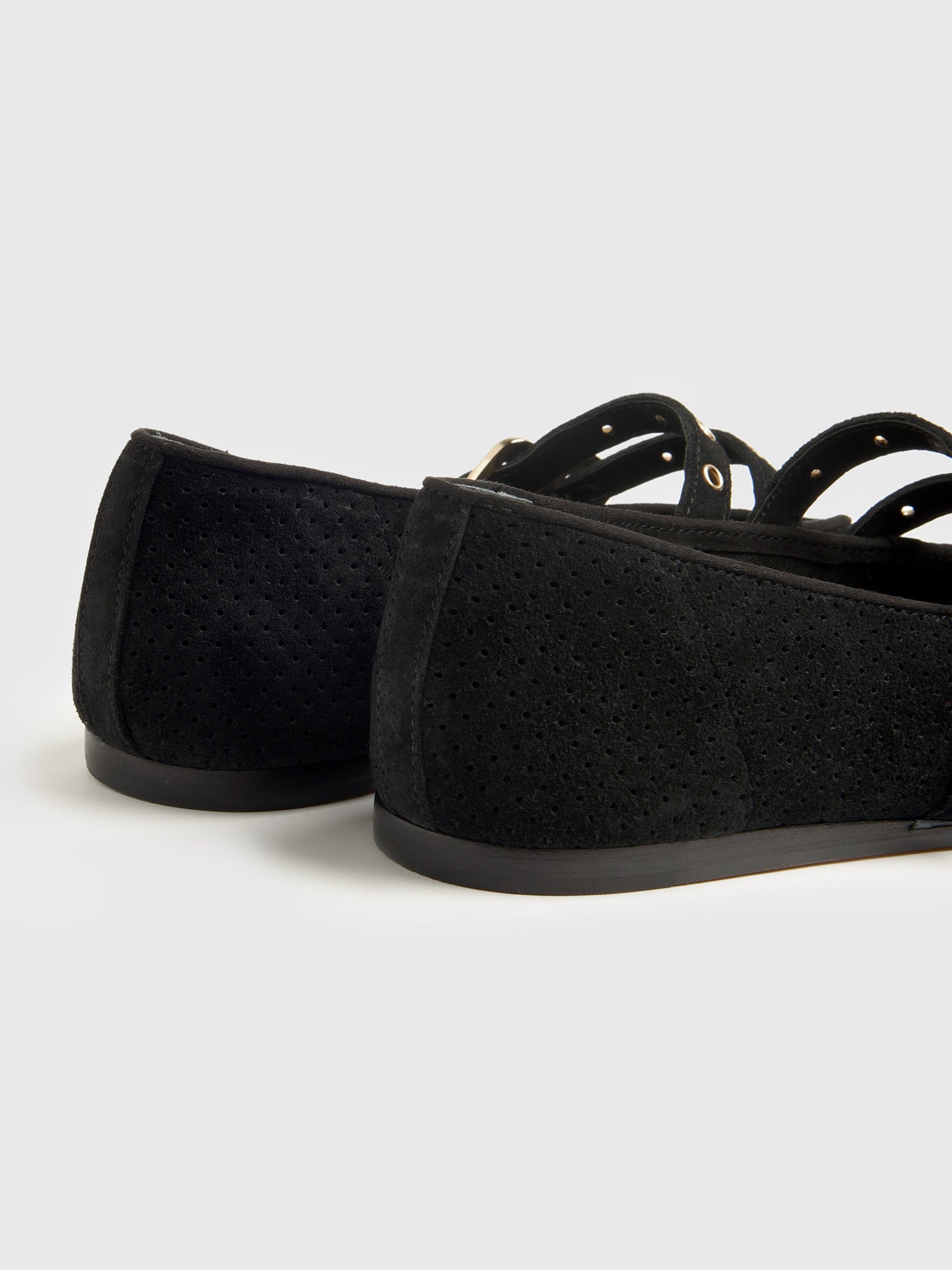 BAYLEE GROMMETxNEROPERFORATEDSUEDE-alt2