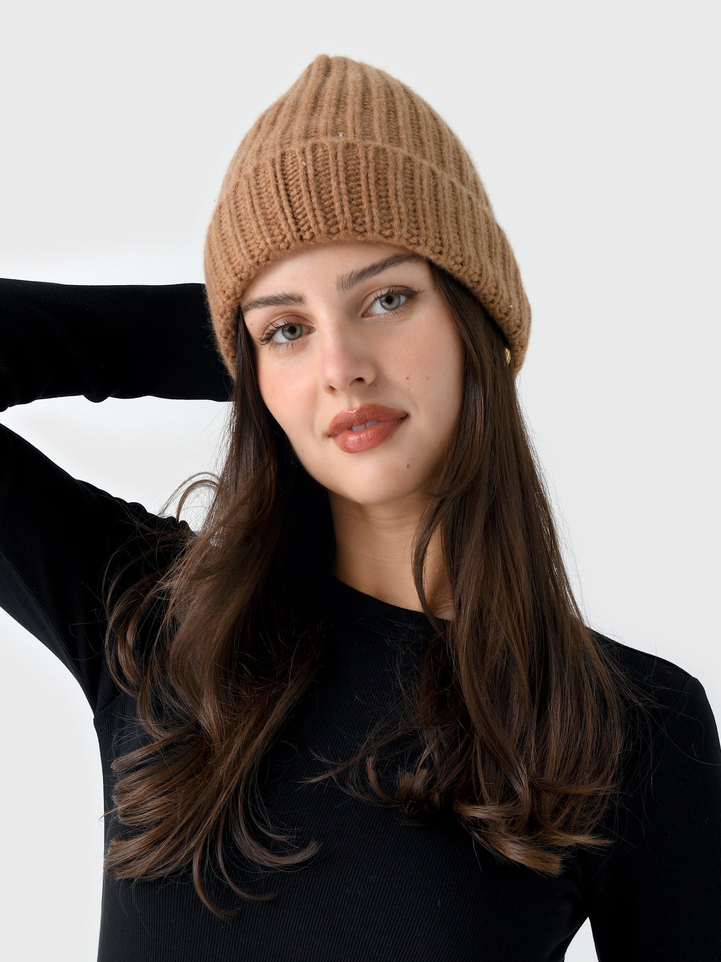 BEANIE EMMAxHAYSTACK-alt1