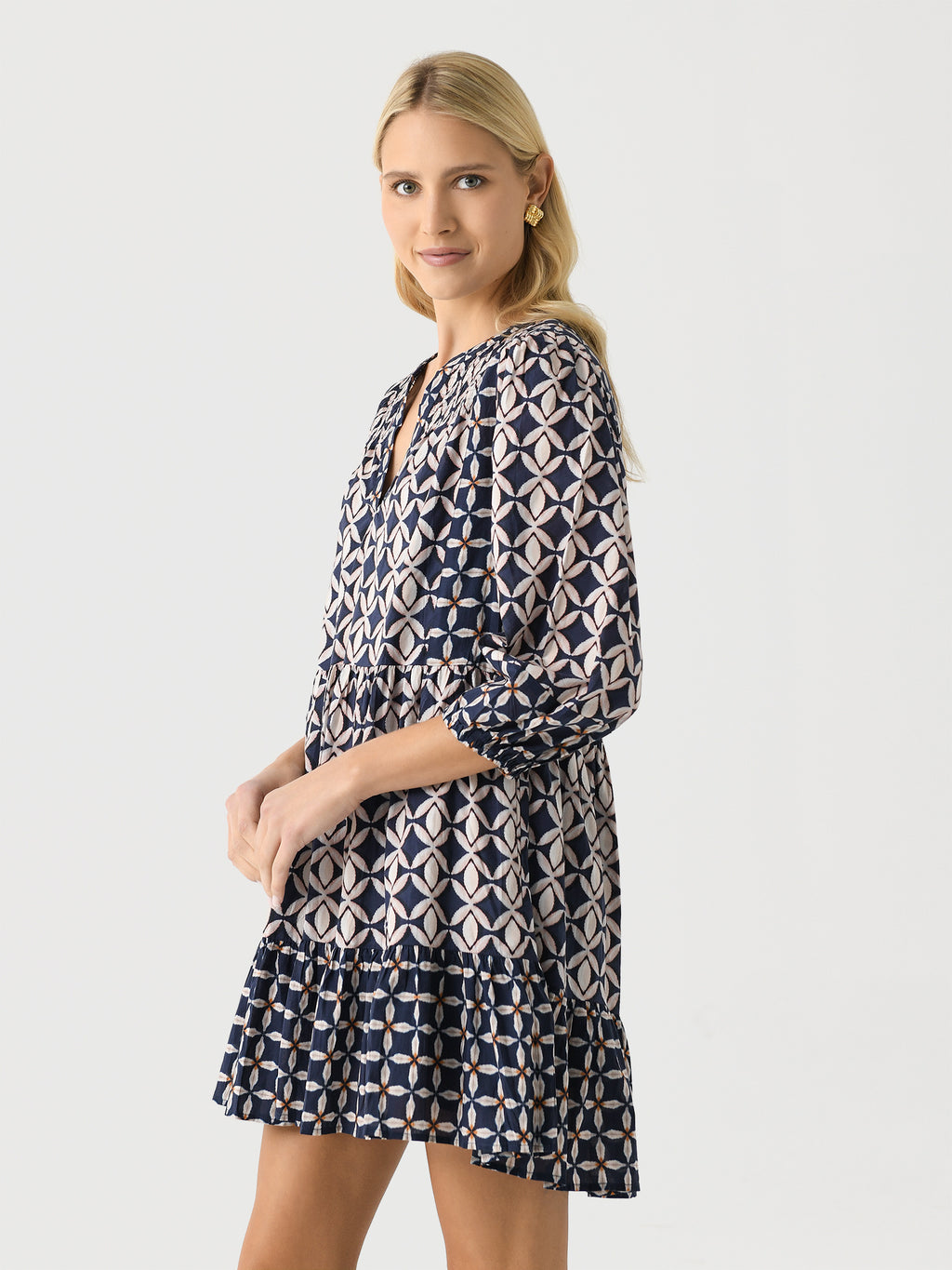 BECKIE06xNAVY-alt2