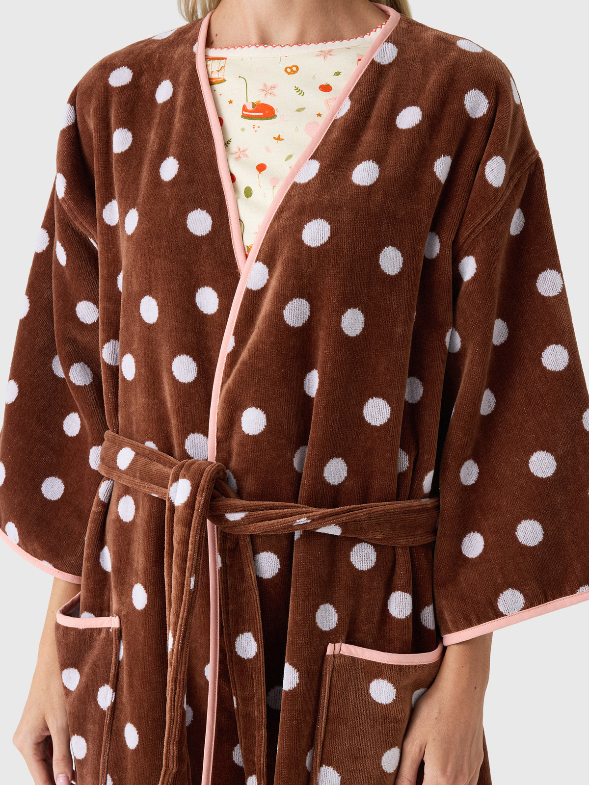 Weezie Women's Bell Sleeve Plush Robe - Saint Bernard