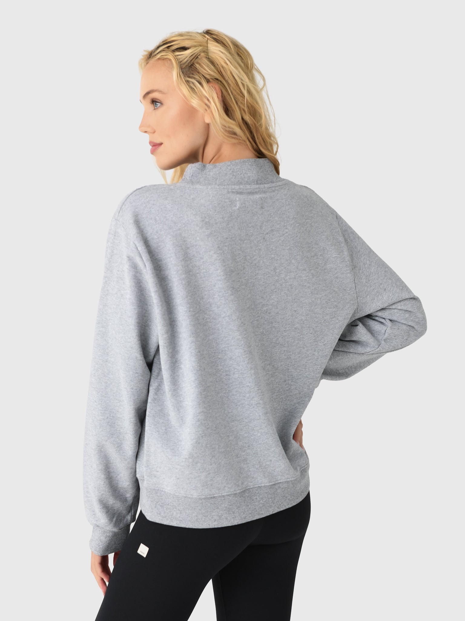 BERNOMOCKNECKxHEATHERGREY-alt3