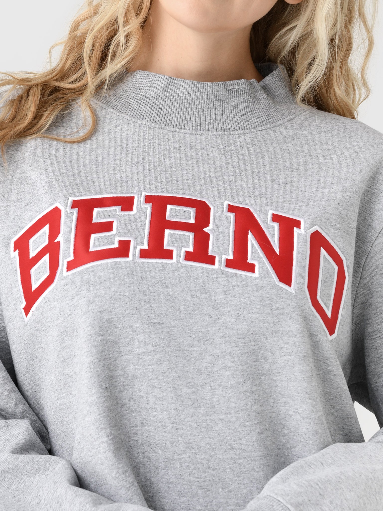 BERNOMOCKNECKxHEATHERGREY-alt4