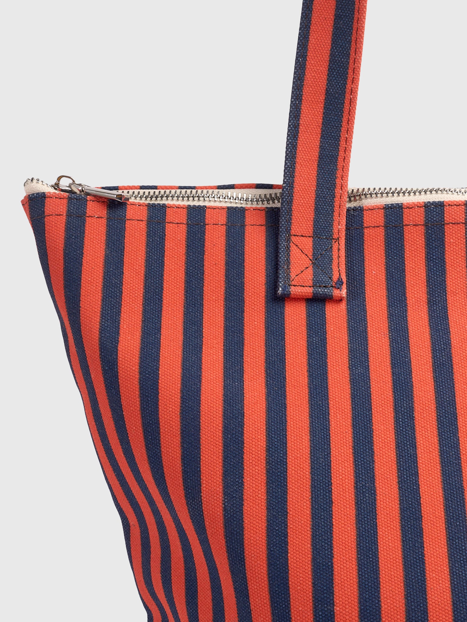 BG887F7xPOPPYNAVYMINISTRIPE-alt3