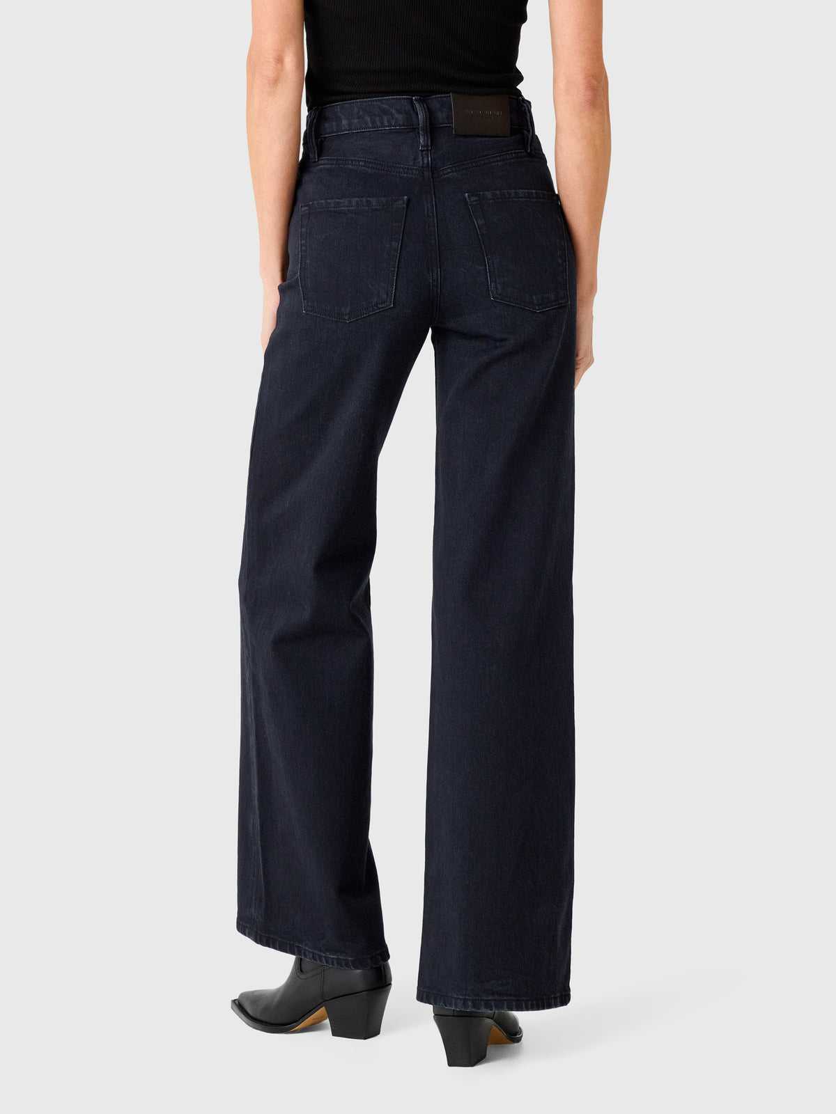Betro Simone Women's Alexa Wide Leg Jean - Saint Bernard