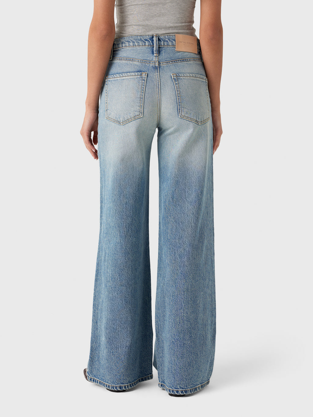 Betro Simone Women's Alexa Wide Leg Jean - Saint Bernard