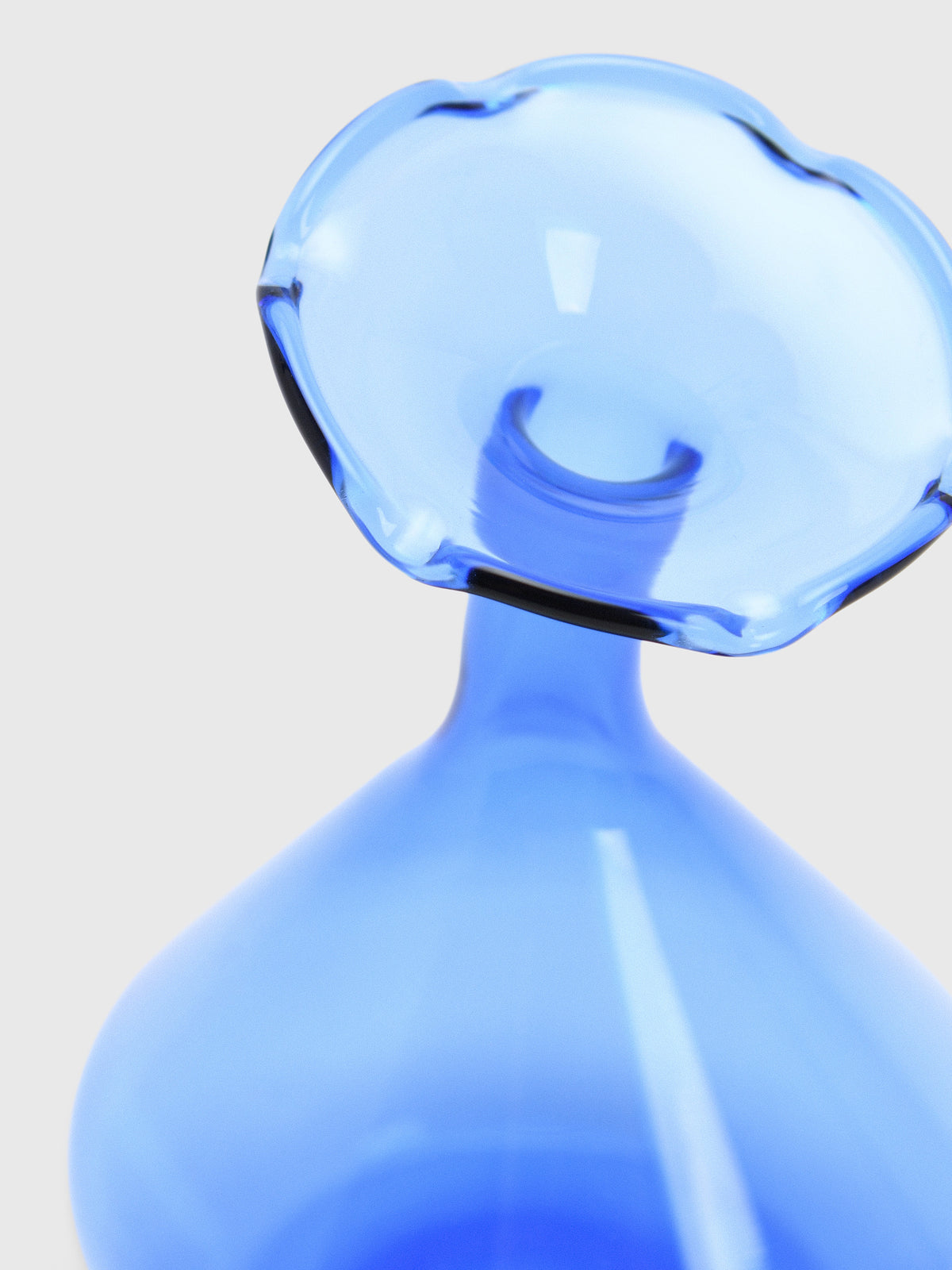 TIZO Angled Neck Glass Vase - Saint Bernard