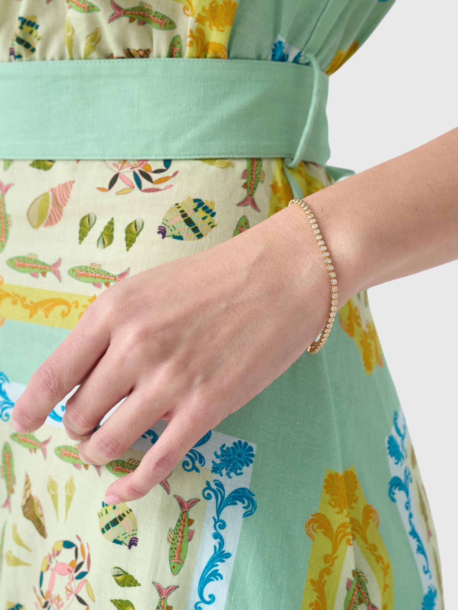 Bezel Love Tennis BraceletxGOLD-alt1