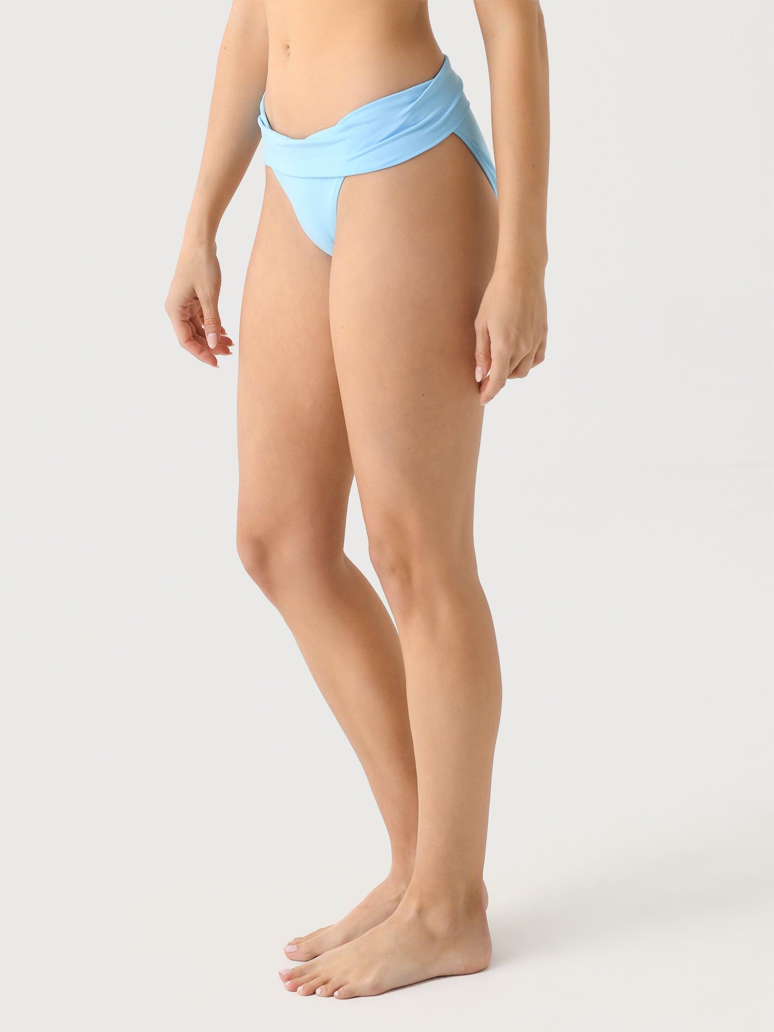 Brussels Btm Edition CRxCELESTE-alt2