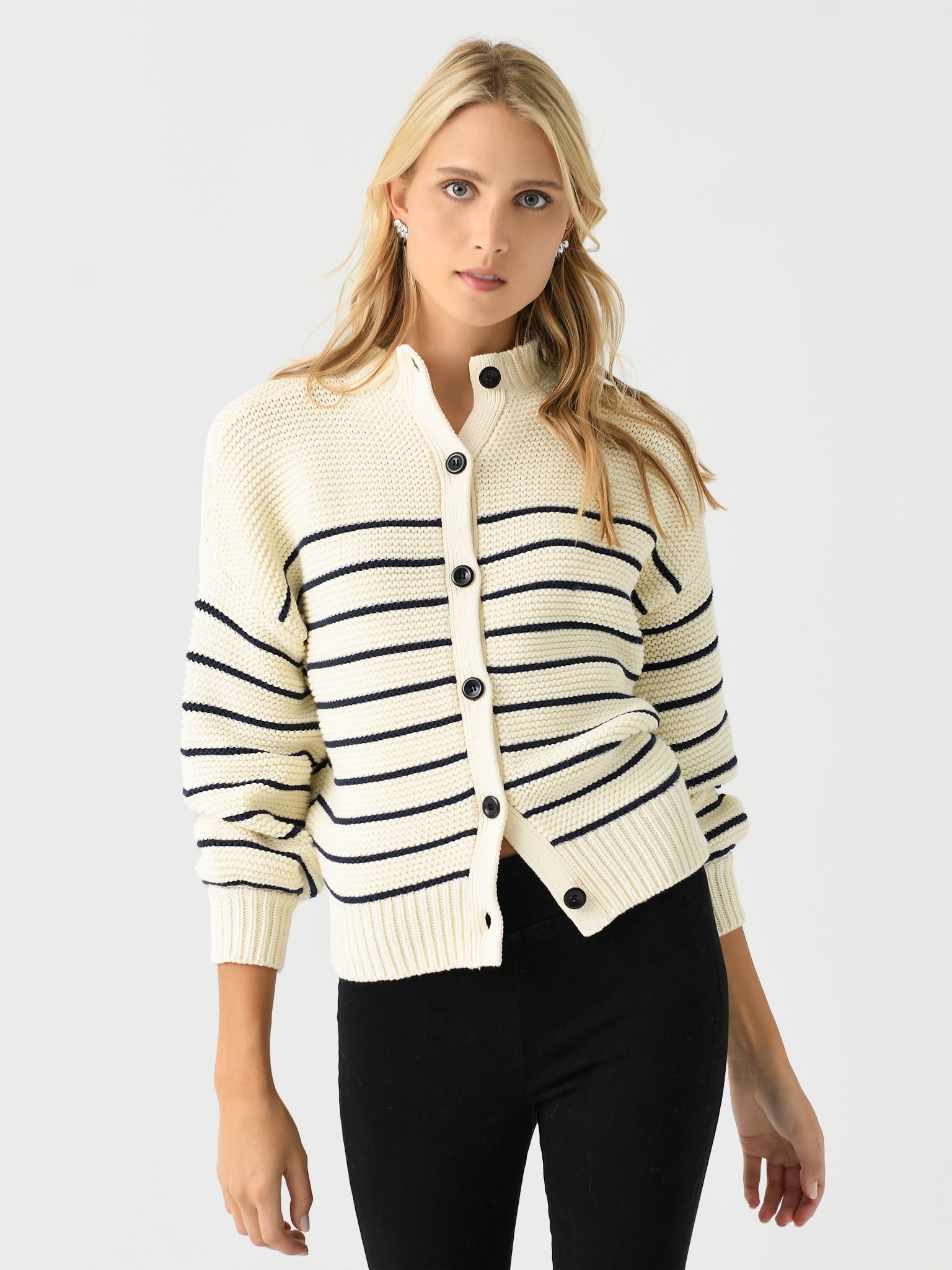 C00-WW096-2173xIVORYDARKNAVY-alt4