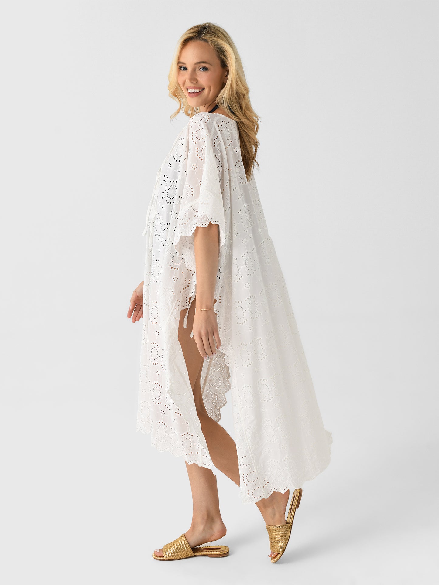 C228-SS25xMEDALLIONEMBROIDERYSALT-alt1