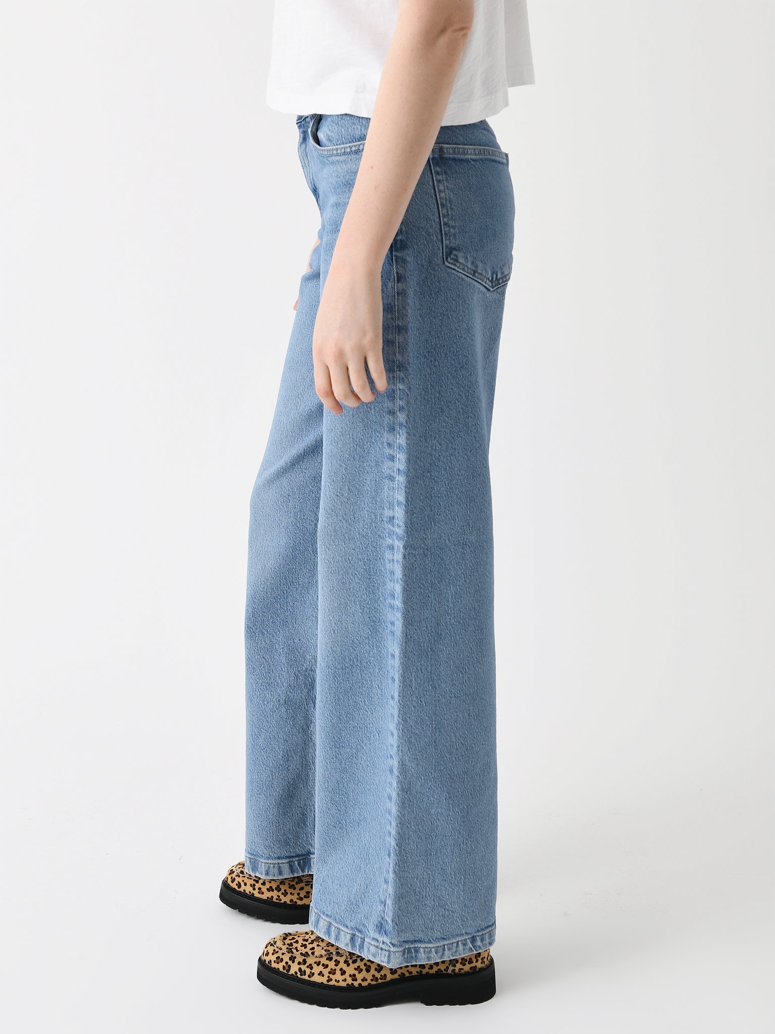 C394447xCADENCEBLUE-alt3