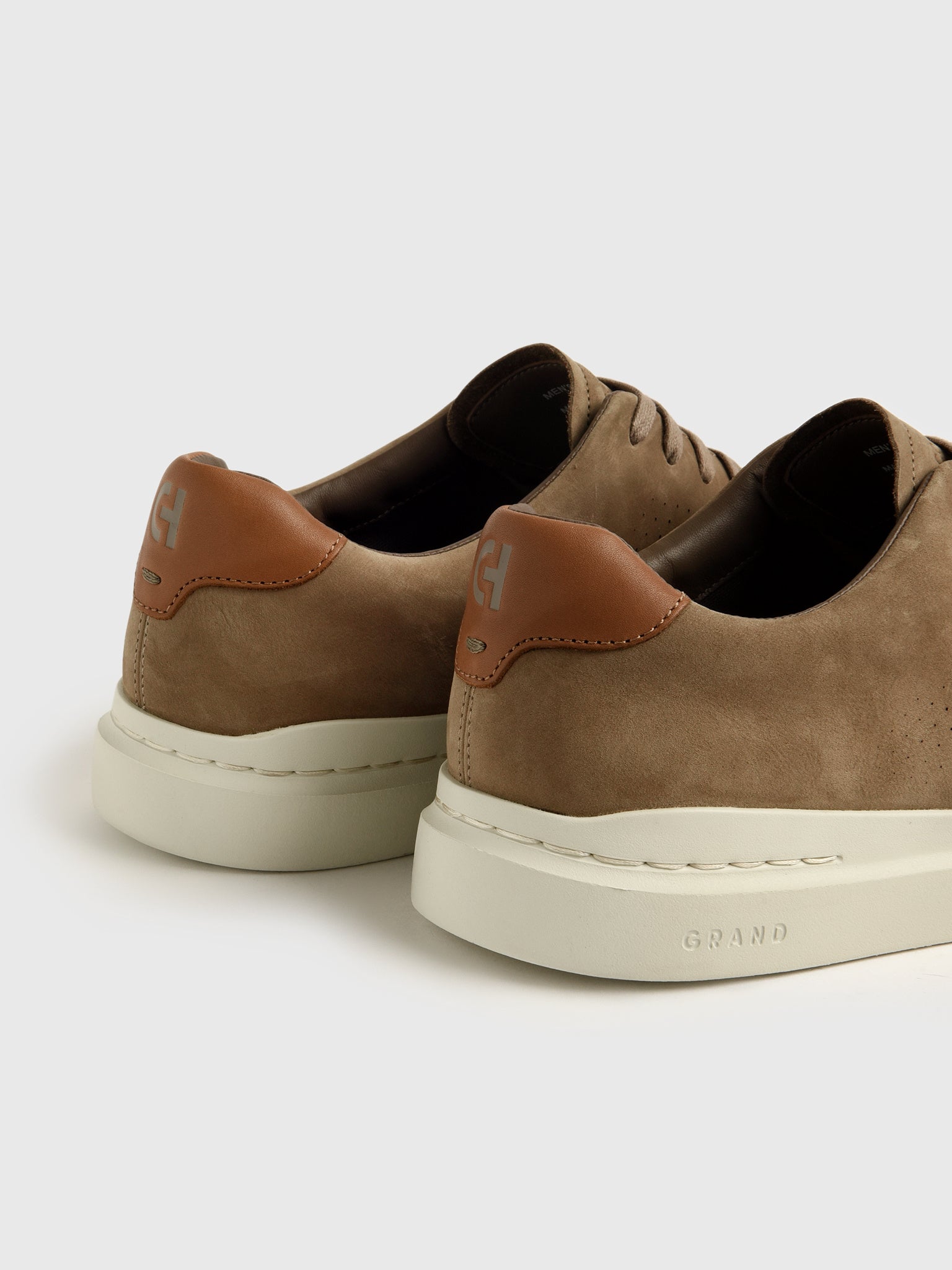 C41228xIRISHCOFFEENUBUCKGOLDENHONEYSILVERBIRCH-alt2