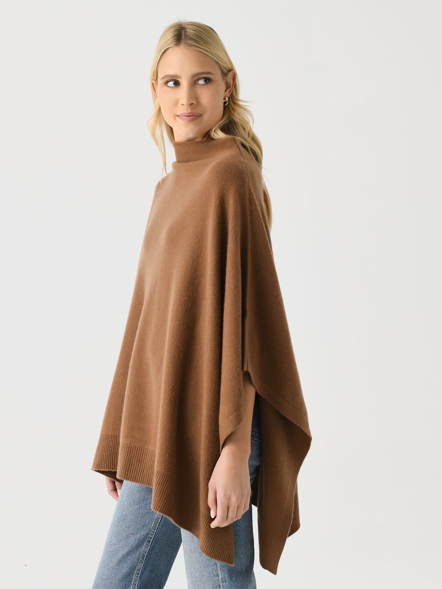 Vince Women's Plush Cashmere Funnel Neck Poncho – Saint Bernard