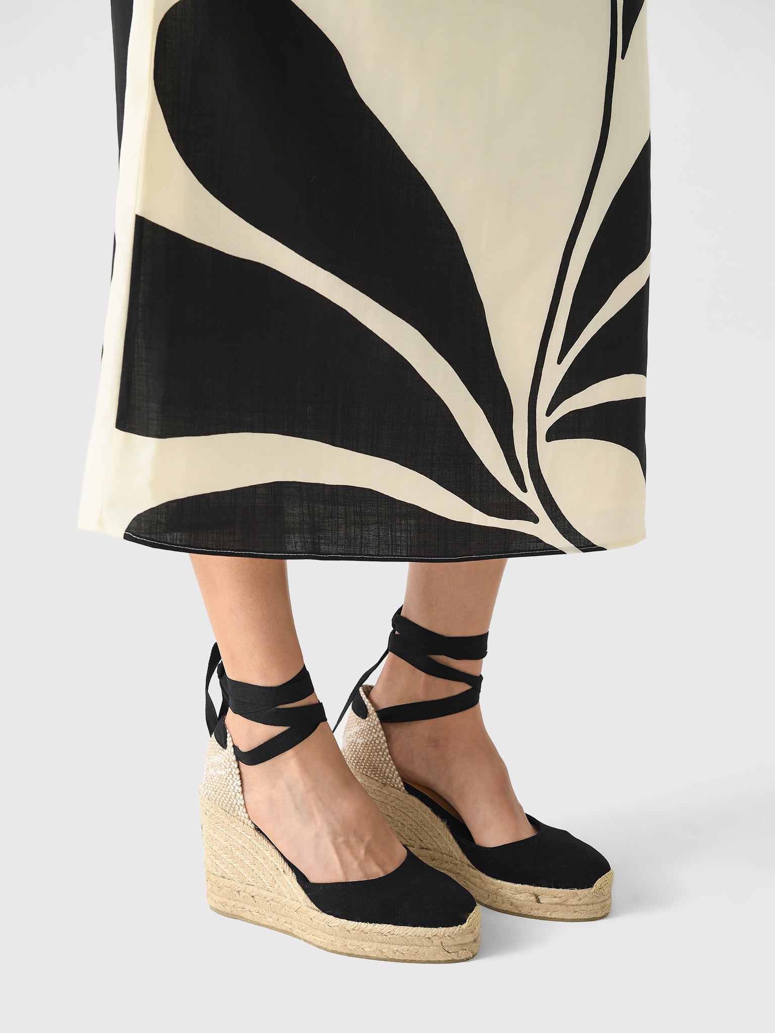 CARINA/8ED/001xNEGRO-alt1