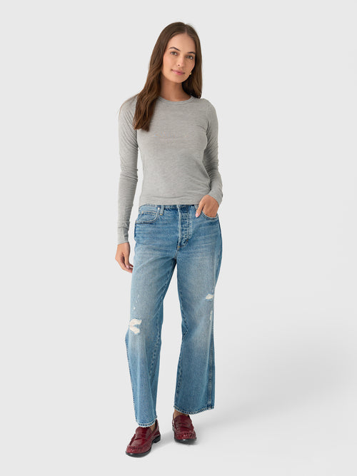 Eterne Women's Fitted Crewneck Long Sleeve T-Shirt