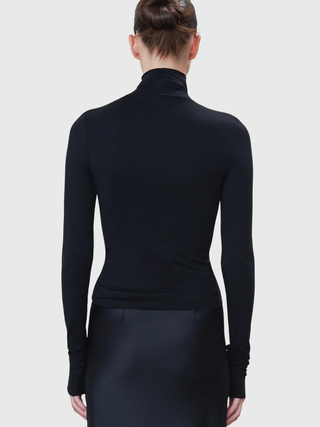 Eterne Women's Fitted Turtleneck Top