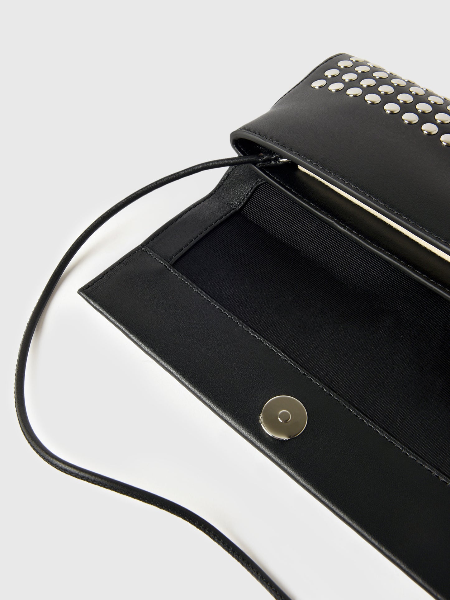 CHARLEE-SN-BLASIxBLACKSILVER-alt3