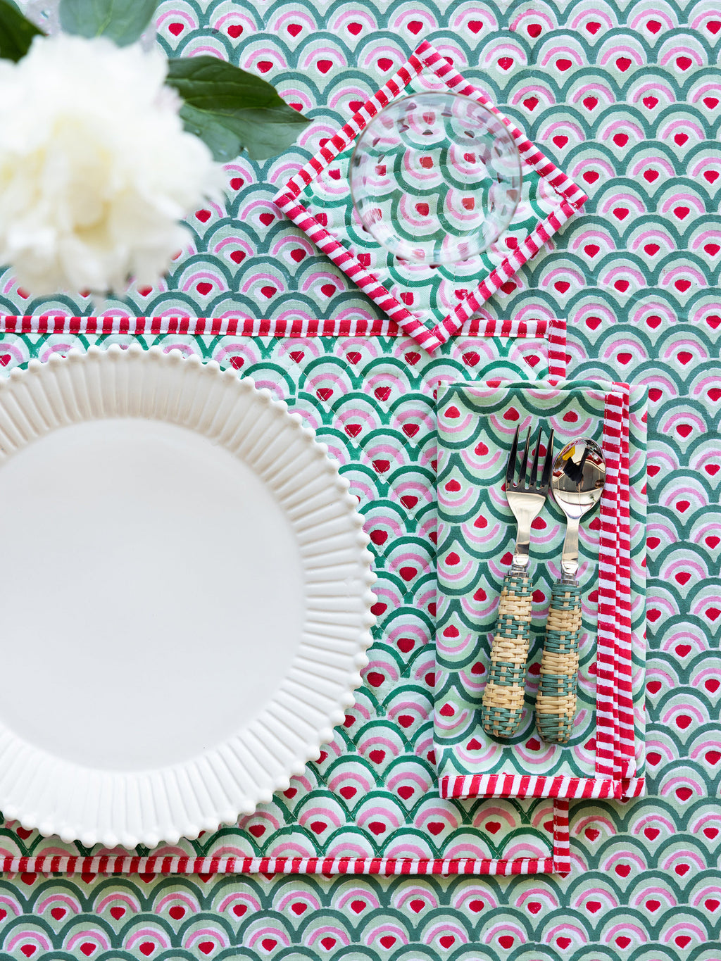 CHRISTMAS PLACEMAT SETxFROSTINE-alt1