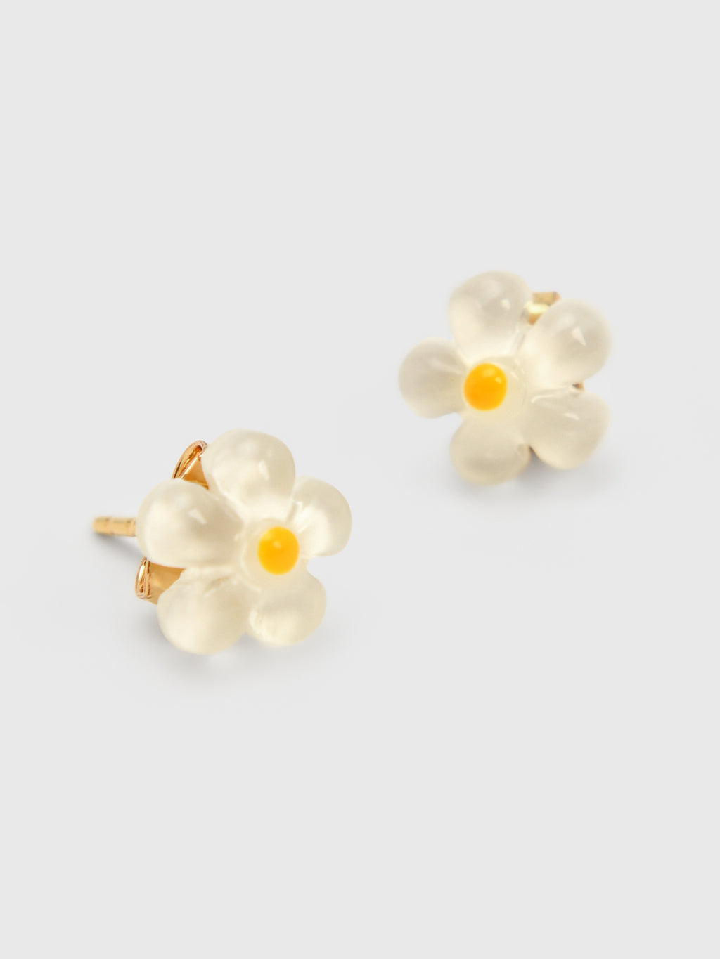 TAI Women's Whimsical Daisy Stud Earrings - Saint Bernard