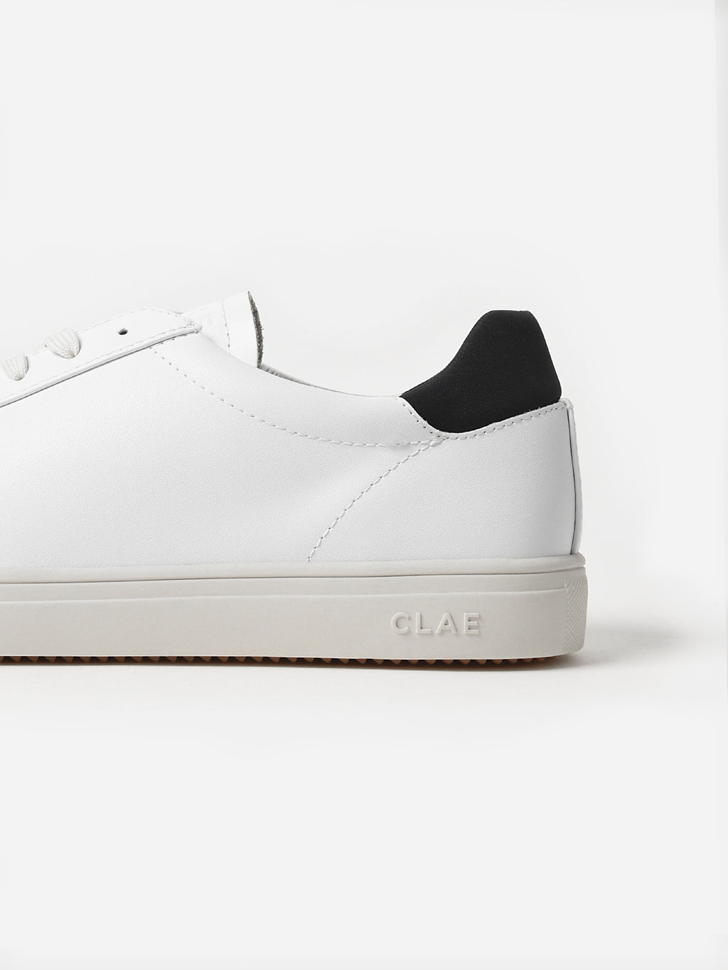 CLA01297xWHITELEATHER-alt2