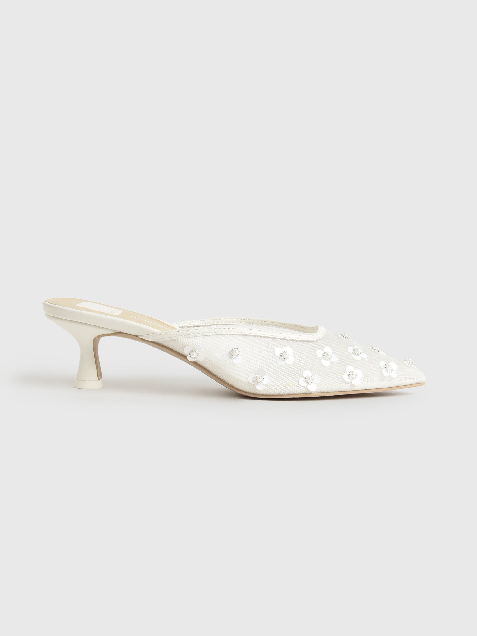 CLARA PEARLxTRUEWHITE-alt3