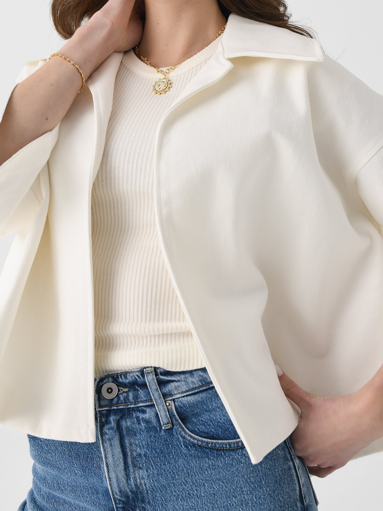 CLAUDETTECOATxWHITEDENIM-alt4