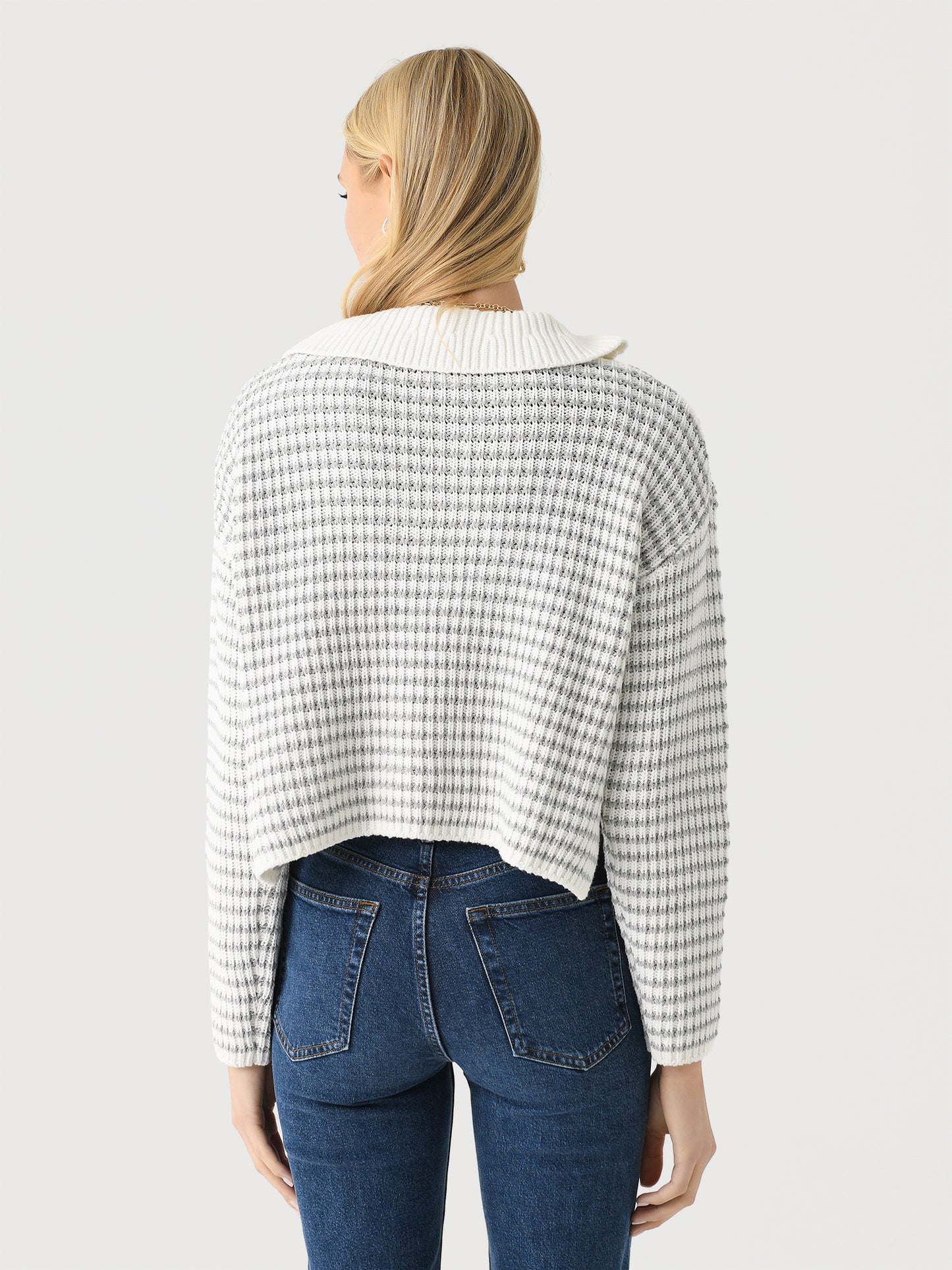 COLLAREDSWEATERxGREYSTRIPE-alt1