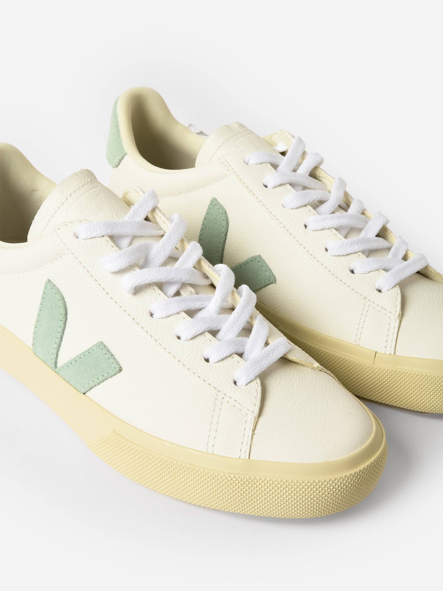 VEJA CAMPO CHROMEFREE スニーカー 39 VEJA Women's Campo Chromefree Leather Sneaker – Saint Bernard