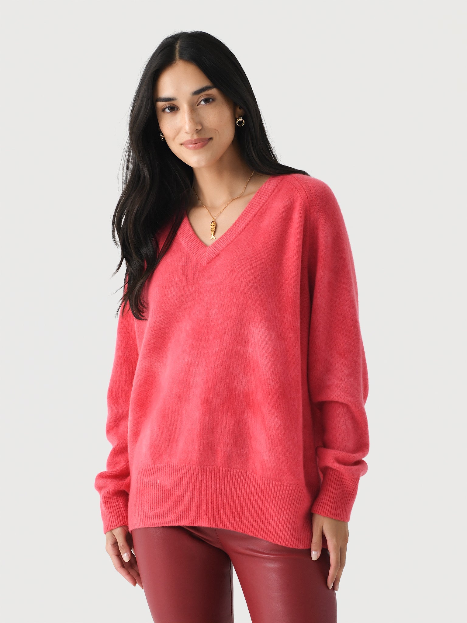 LoveTanJane Women's Heavy Cashmere V-Neck Sweater - Saint Bernard