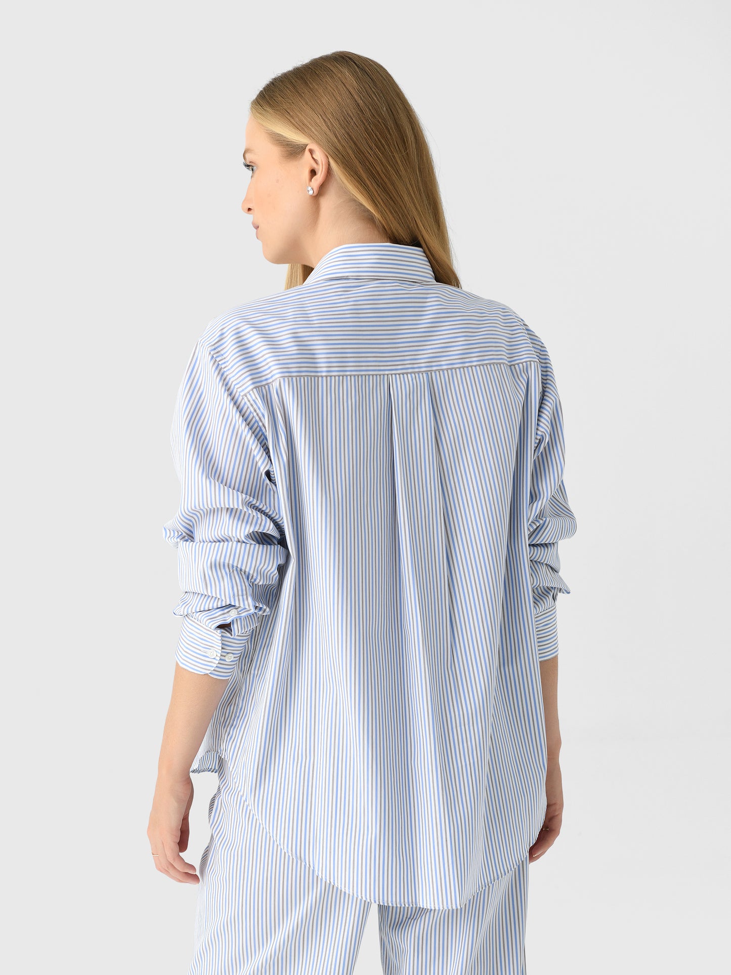 CSRSH002xLEDGERSTRIPE-alt2