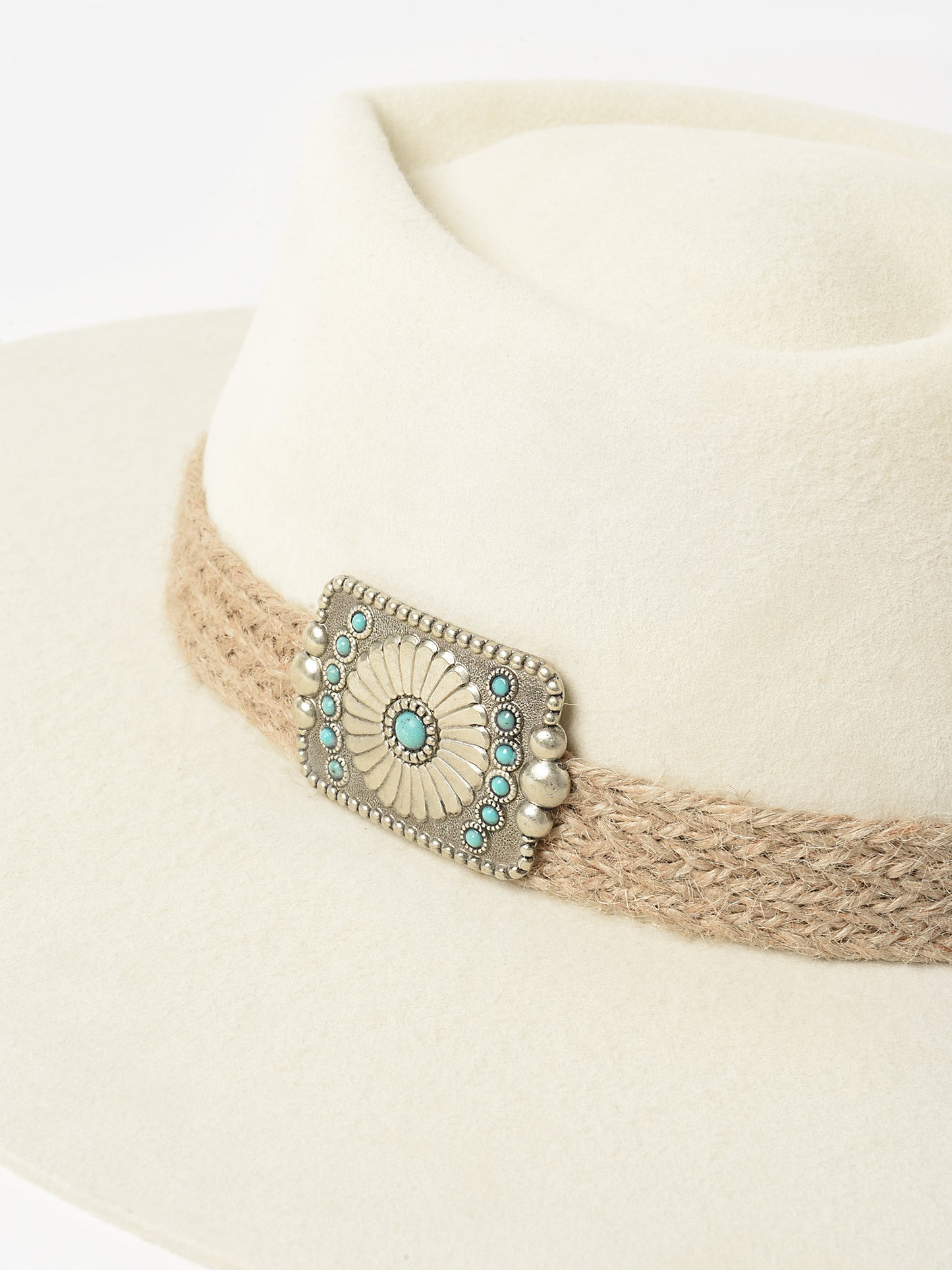 CWFLIN-0640x28IVORY-alt2