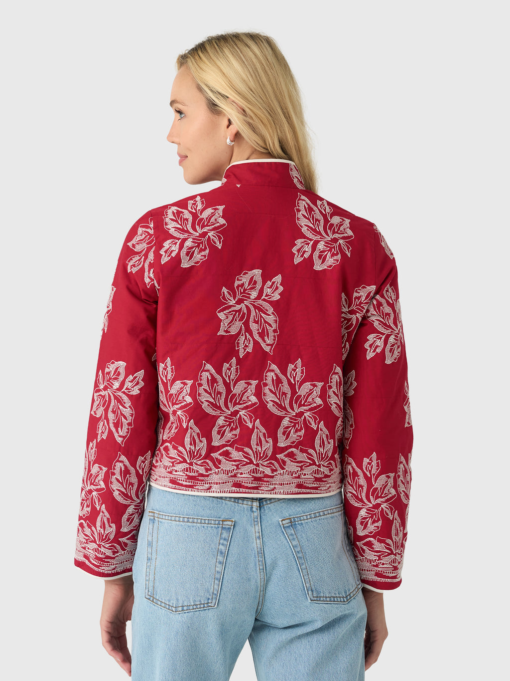 D950xFALLINGLEAVES-alt3