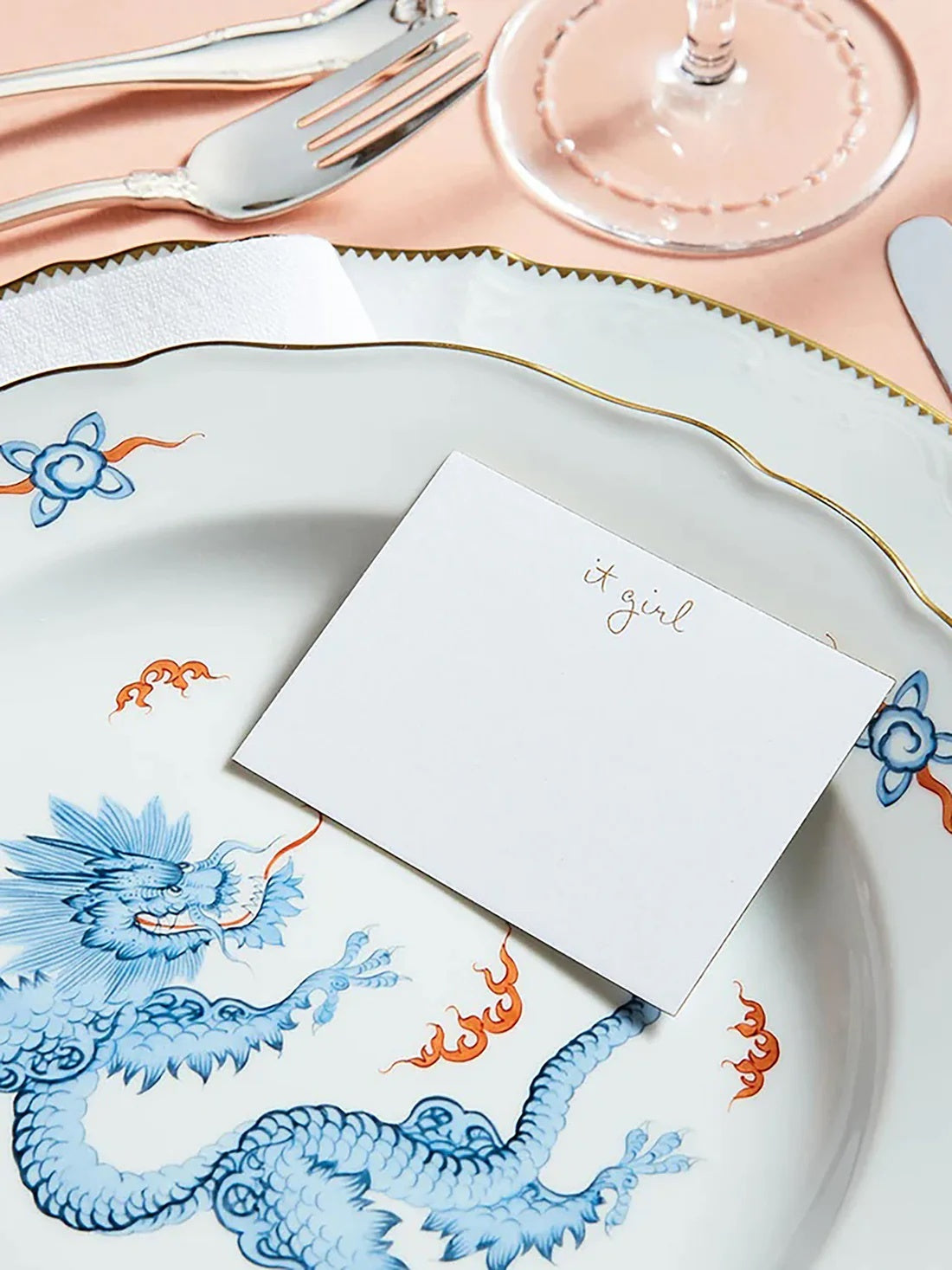 DA-03-01-3xGIRLSNIGHT-alt3