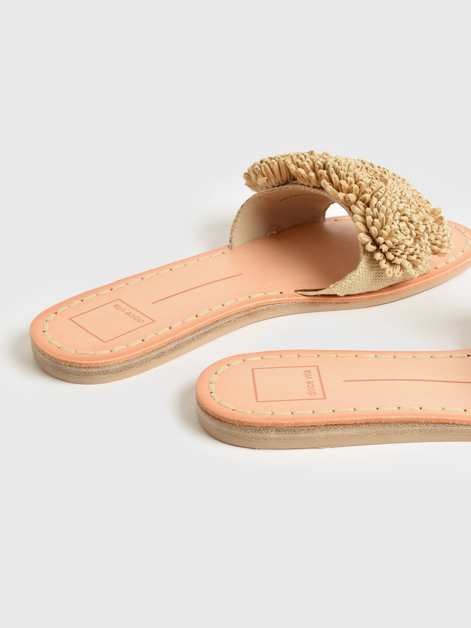 DANELAxLTNATURALRAFFIA-alt3