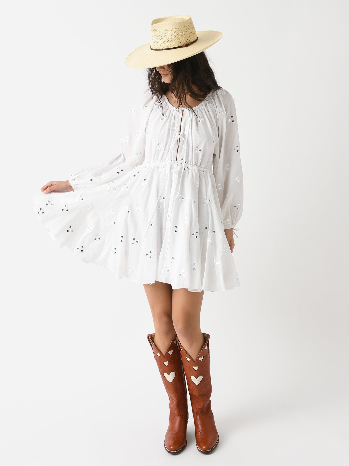 DR00770CCExWHITEMIRRORDAISY-alt1