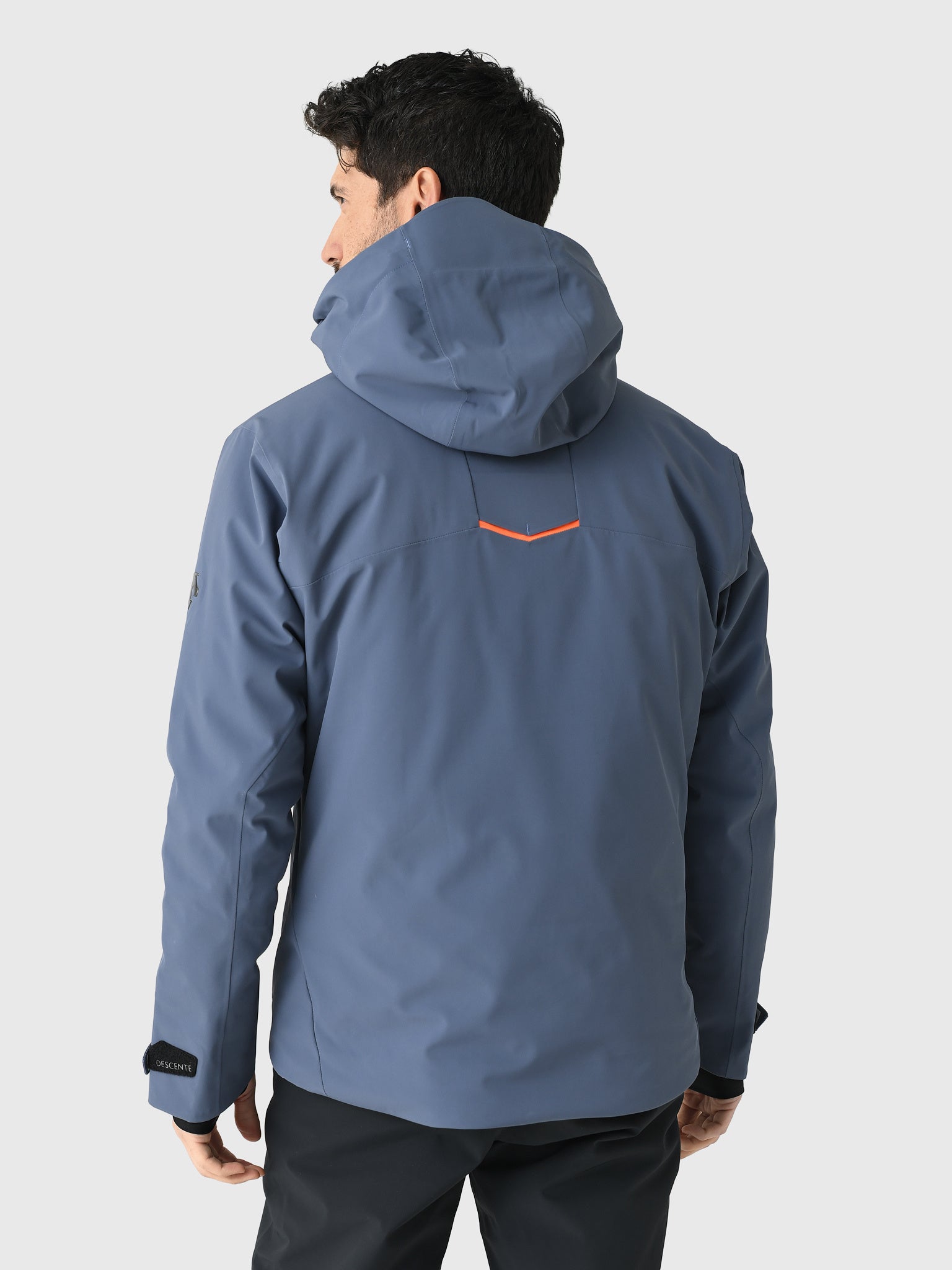 DW5FJK04MUxCOARSEGRAY-alt3