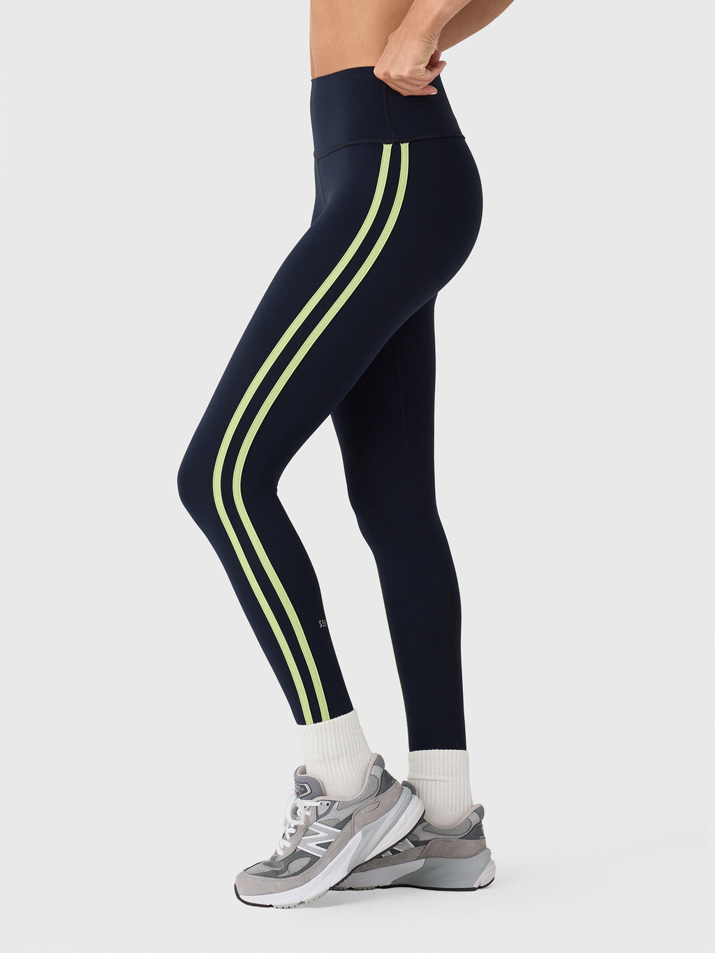 Splits59 Women's Ella High Waist Airweight 7/8 Legging - Saint Bernard