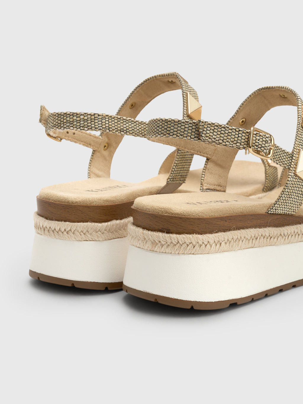 Vaneli Women's Elby Sandal - Saint Bernard