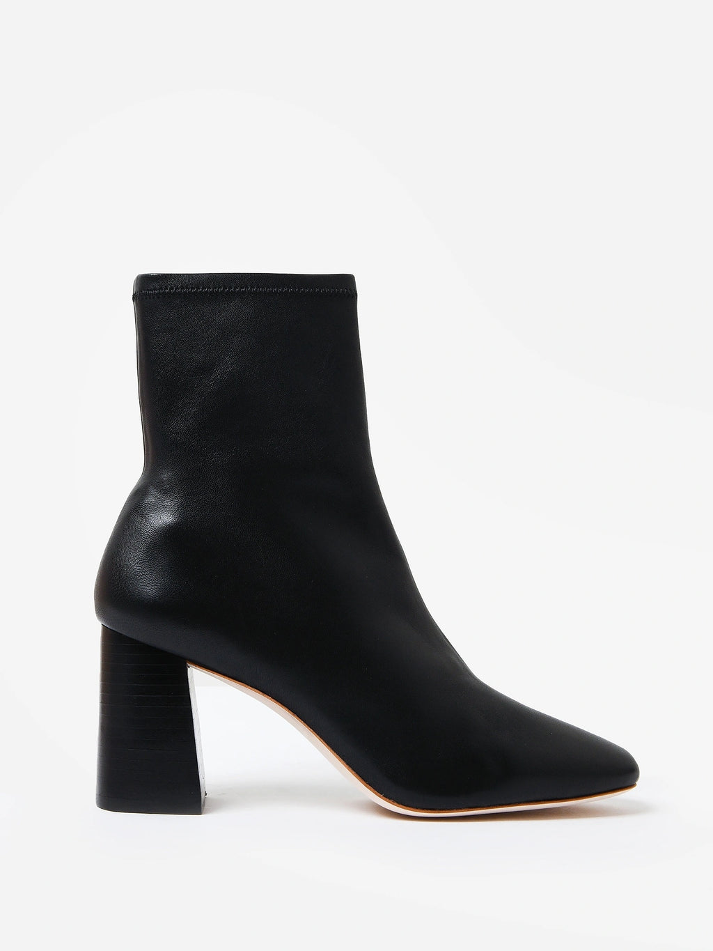 ELISE-STNA-BLACKxBLACK-alt1