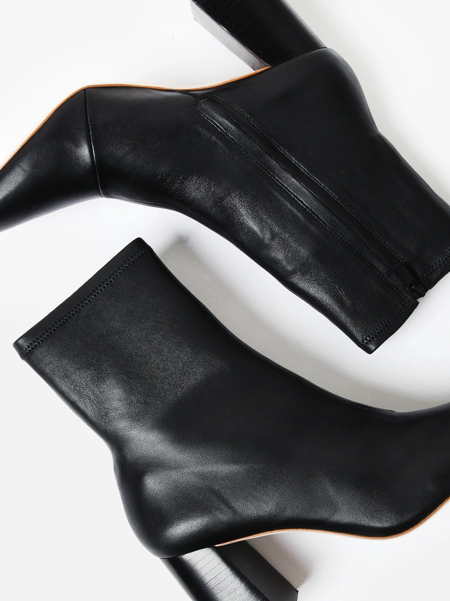 ELISE-STNA-BLACKxBLACK-alt3