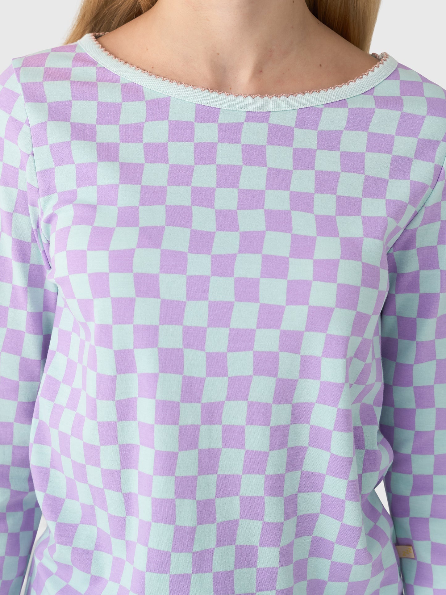 ELLIEPJSETxPURPLEGREENCHECKERS-alt3