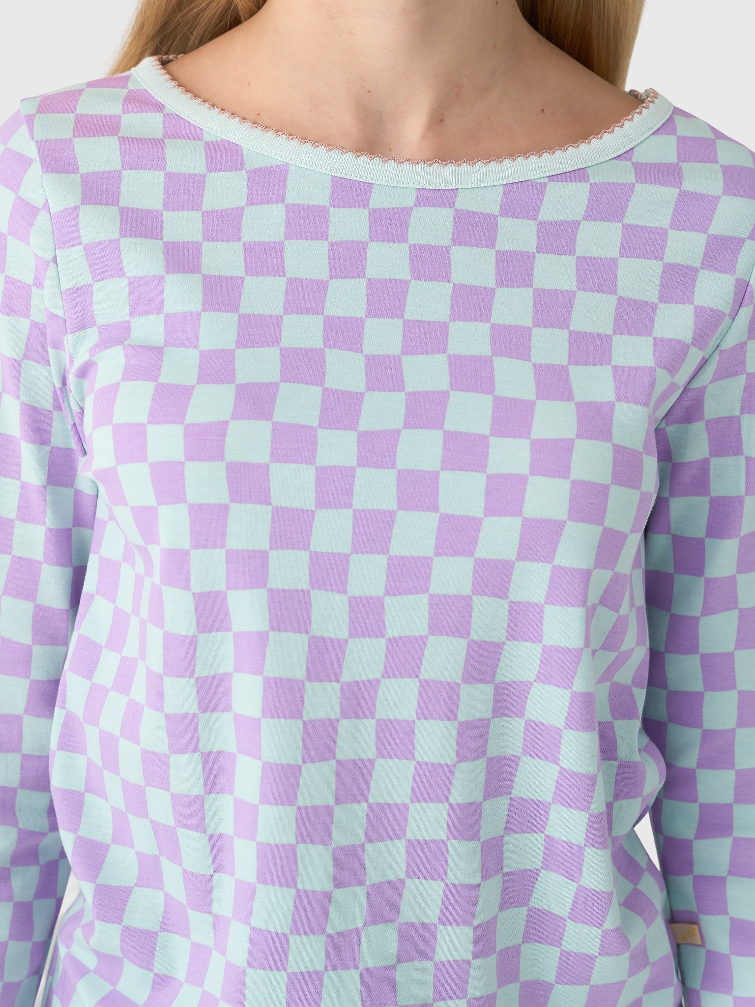 ELLIEPJSETxPURPLEGREENCHECKERS-alt3