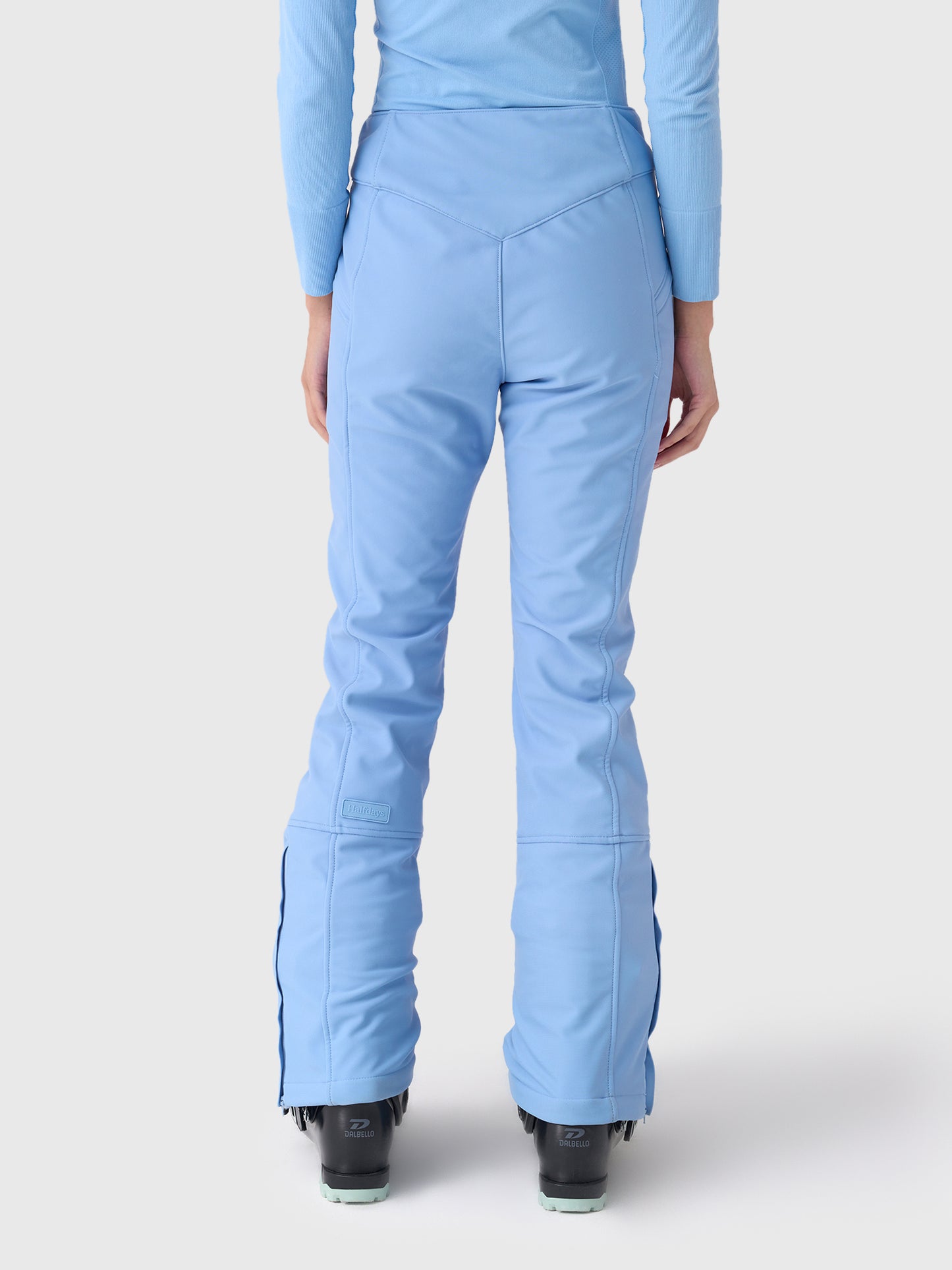 EMMASOFTSHELLPANTxFORGETMENOT-alt2