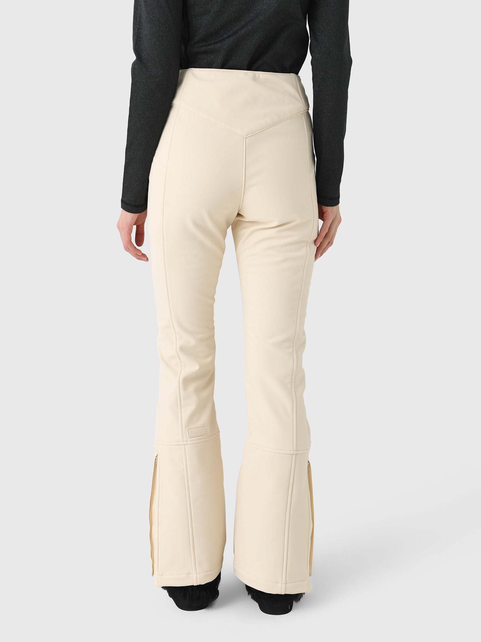 EMMASOFTSHELLPANTxOATMILK-alt2