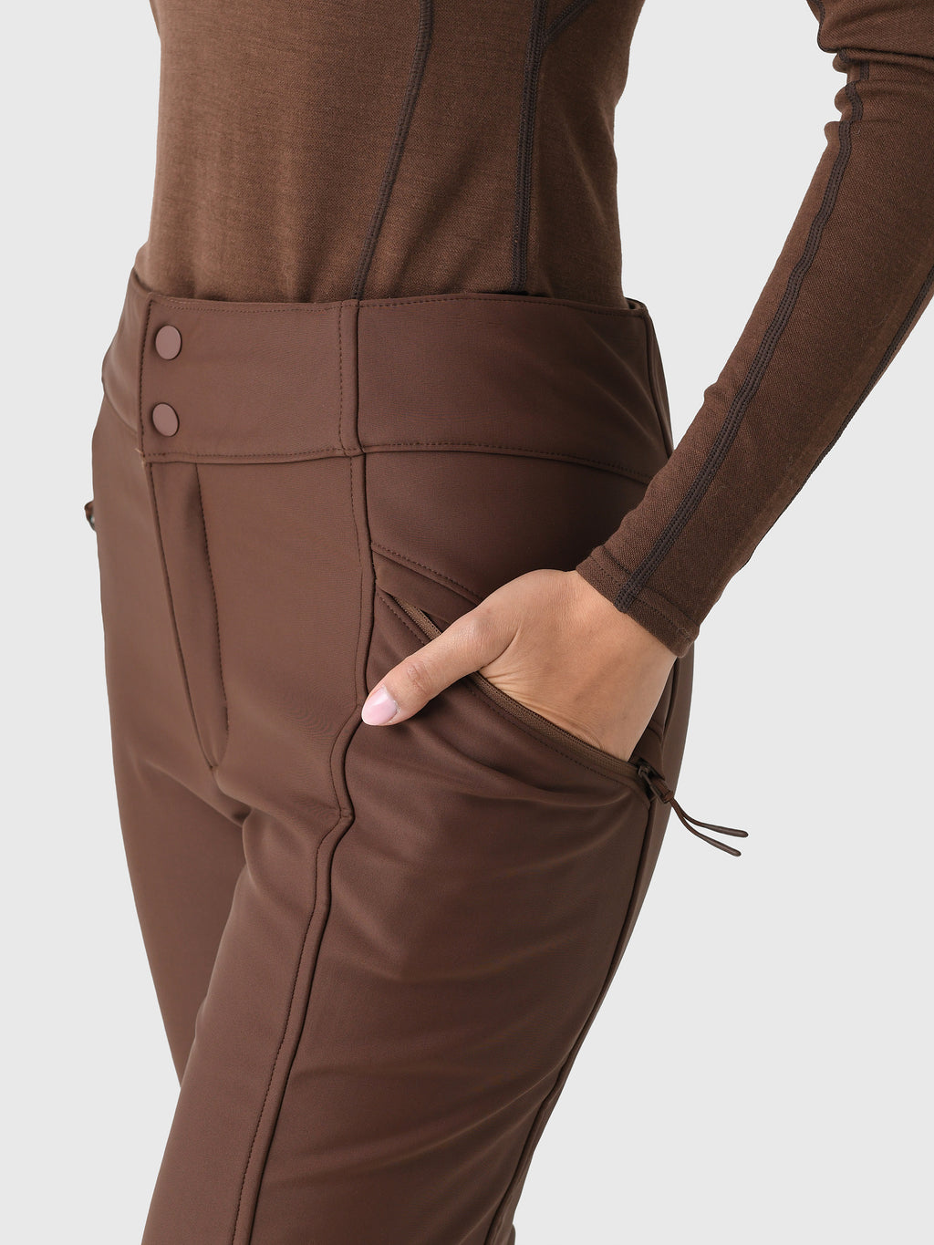 EMMASOFTSHELLPANTxSPIKEDCOCOA-alt4