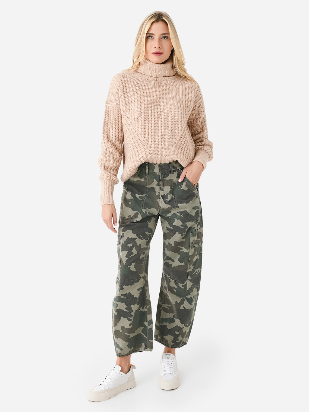 ESFW23-29xPALECAMEL-alt1